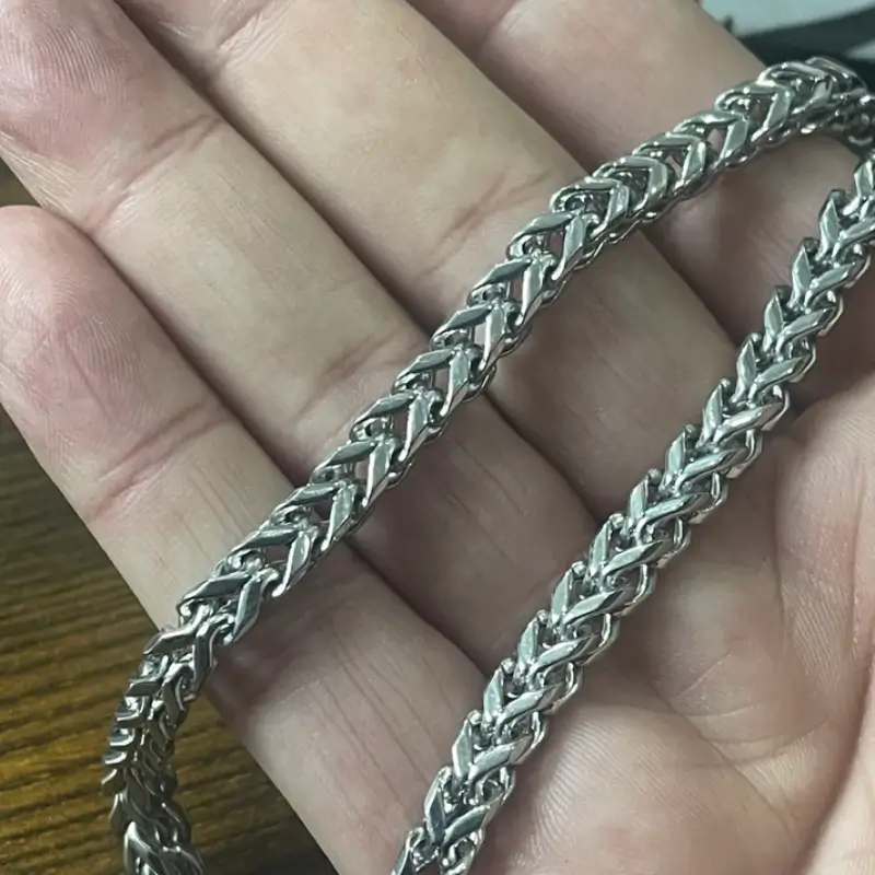 MartOx 4mm Foxtail Neck Chain For Men Silver - Image 4